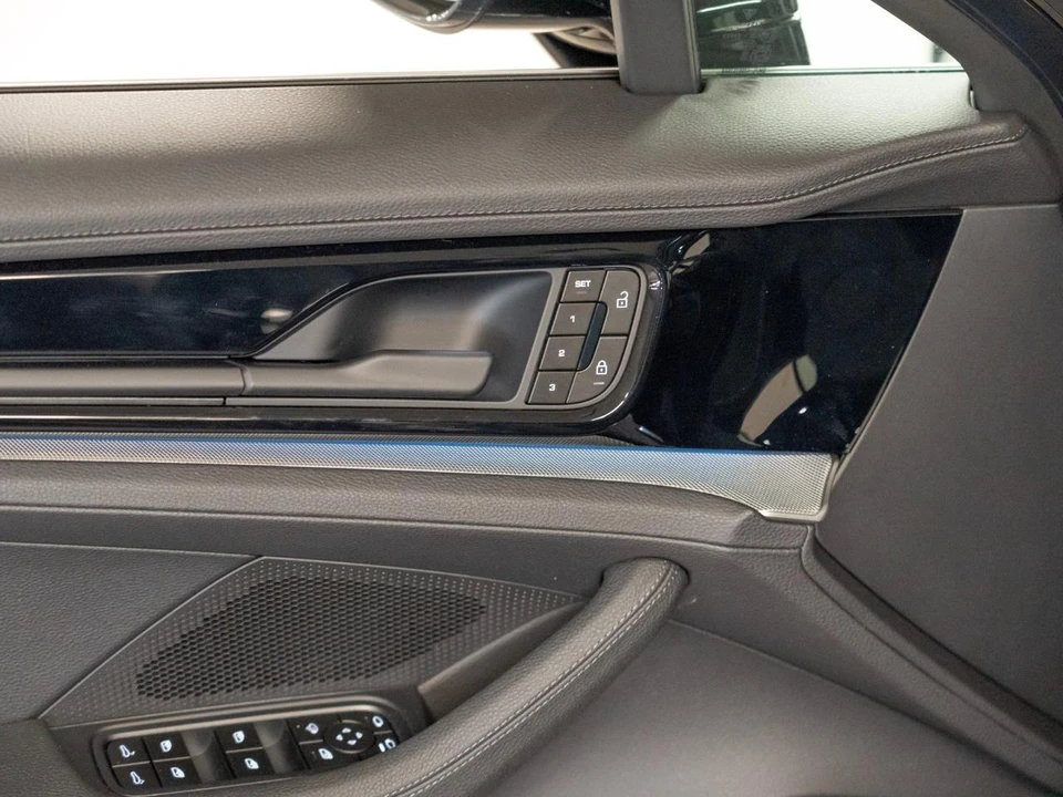 2026 Porsche 976 Panamera - Image 17 of 29