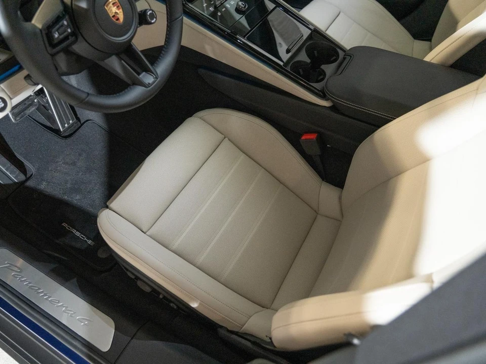 2026 Porsche 976 Panamera - Image 15 of 27