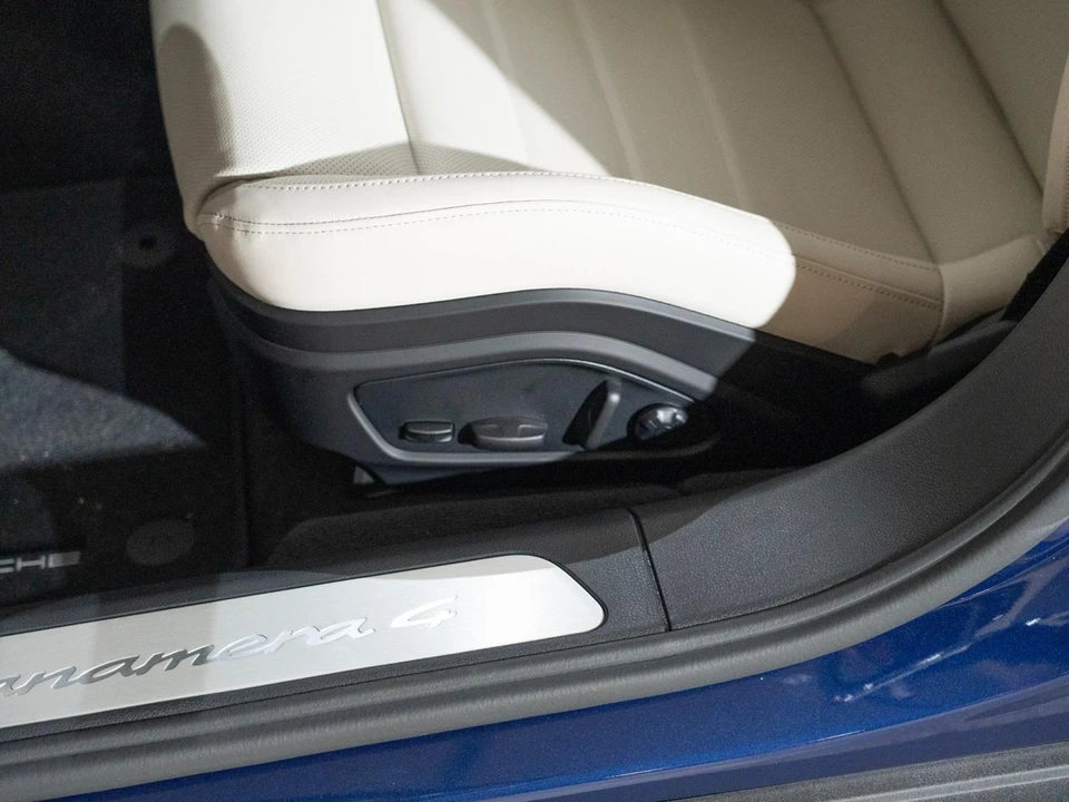 2026 Porsche 976 Panamera - Image 13 of 27