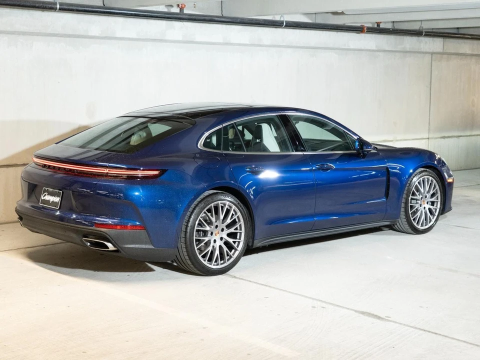 2026 Porsche 976 Panamera - Image 9 of 27