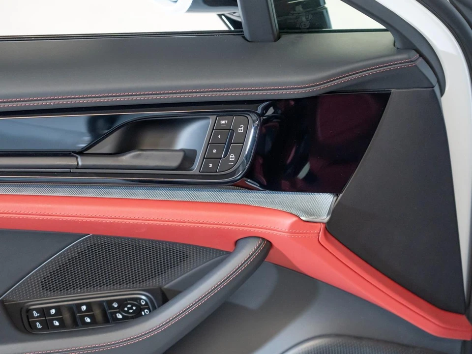 2026 Porsche 976 Panamera - Image 17 of 28