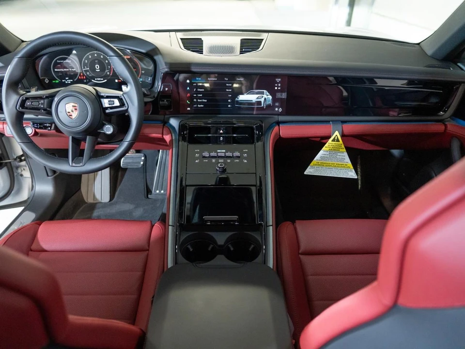 2026 Porsche 976 Panamera - Image 25 of 28