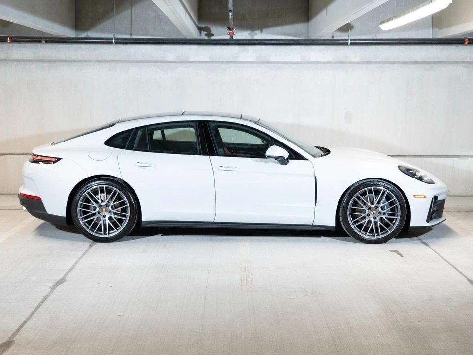 2026 Porsche 976 Panamera - Image 8 of 28