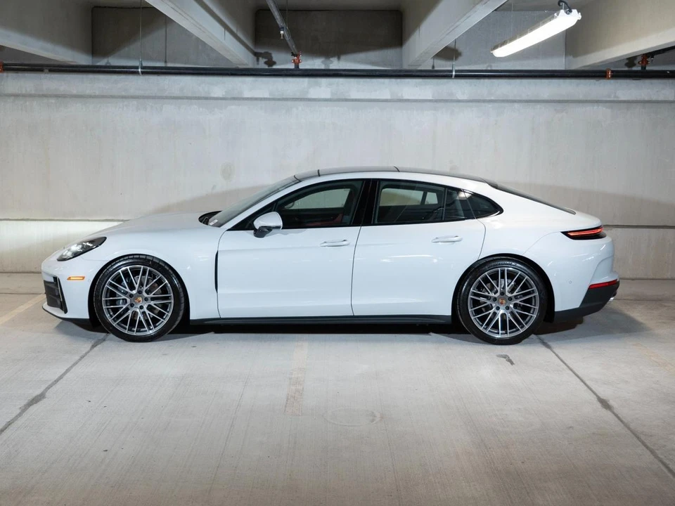 2026 Porsche 976 Panamera - Image 2 of 28