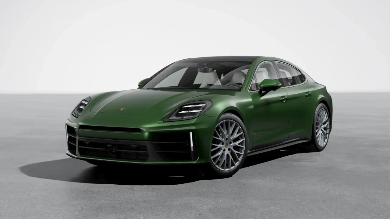 2026 Porsche 976 Panamera - Image 8 of 31