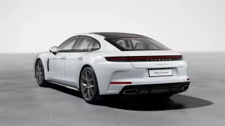 2026 Porsche 976 Panamera - Image 17 of 31