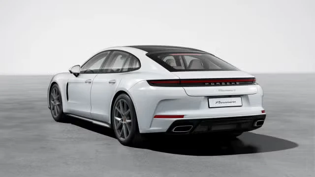 2026 Porsche 976 Panamera - Image 18 of 31