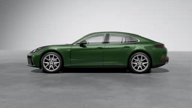 2026 Porsche Panamera - Image 14 of 30