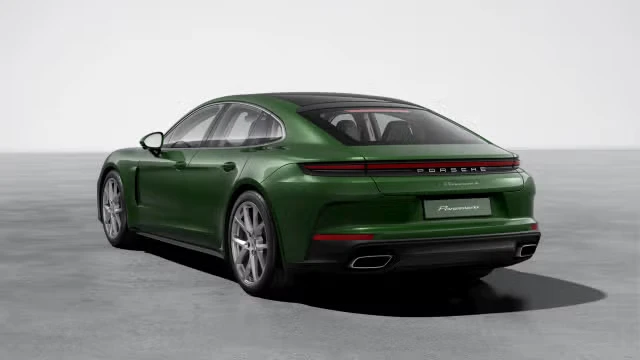 2026 Porsche Panamera - Image 18 of 30