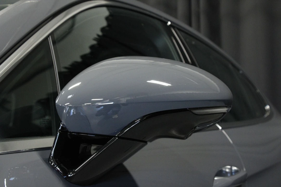 2026 Porsche 976 Panamera - Image 24 of 31