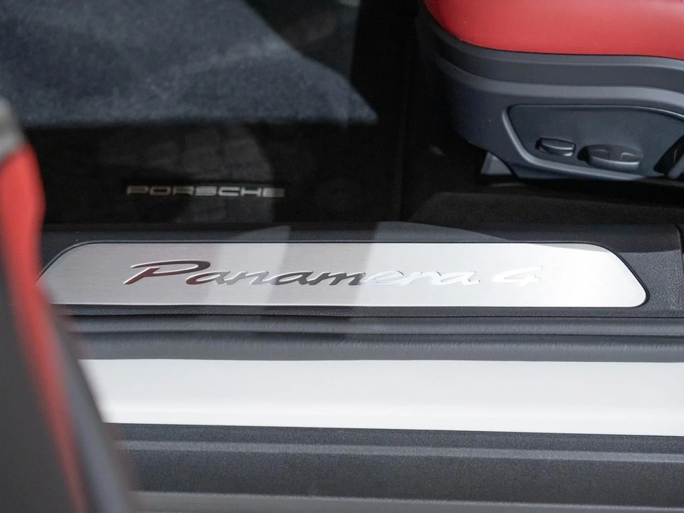 2026 Porsche 976 Panamera - Image 12 of 27