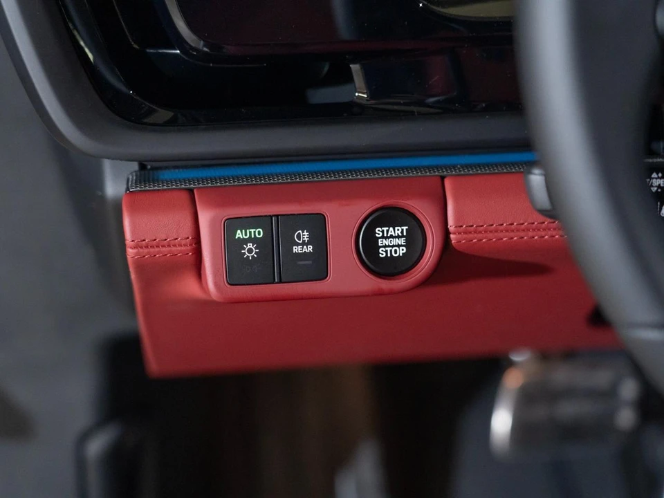 2026 Porsche 976 Panamera - Image 23 of 27