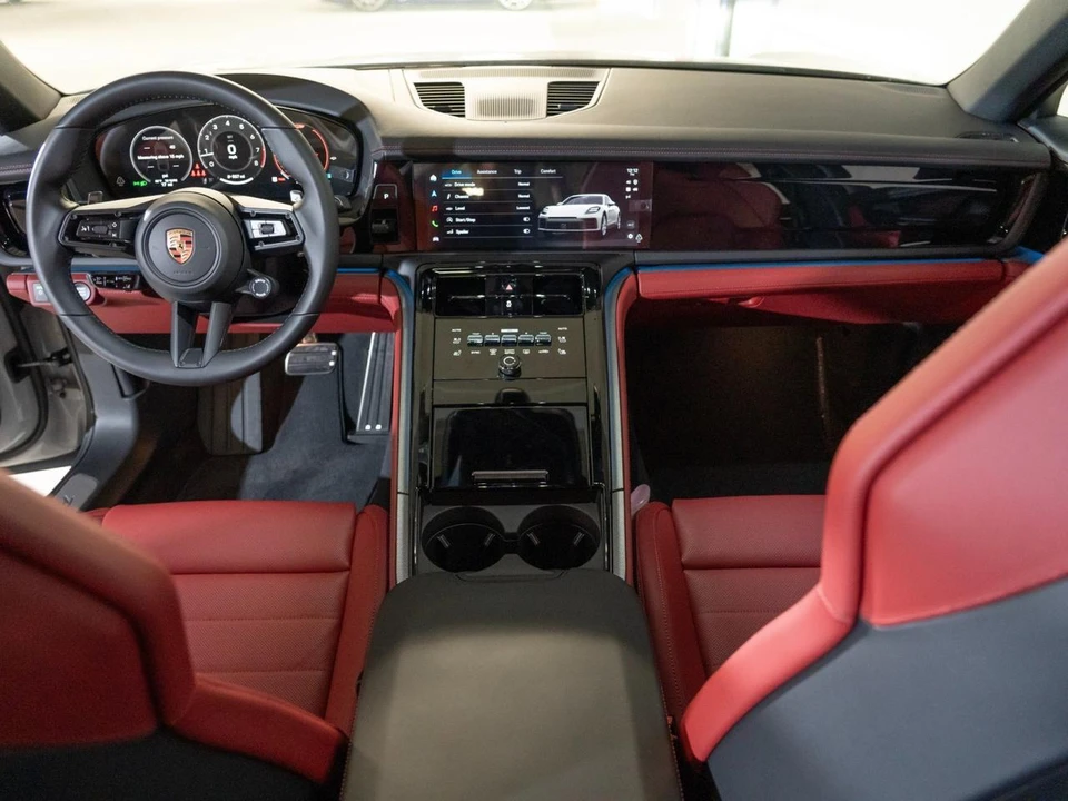 2026 Porsche 976 Panamera - Image 25 of 27
