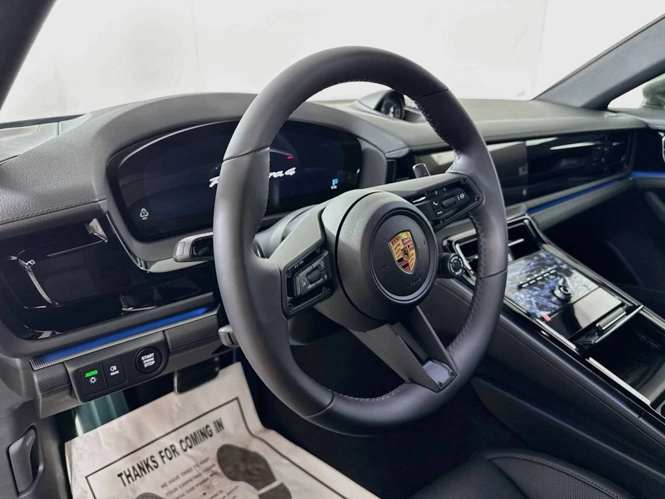 2026 Porsche 976 Panamera - Image 4 of 4