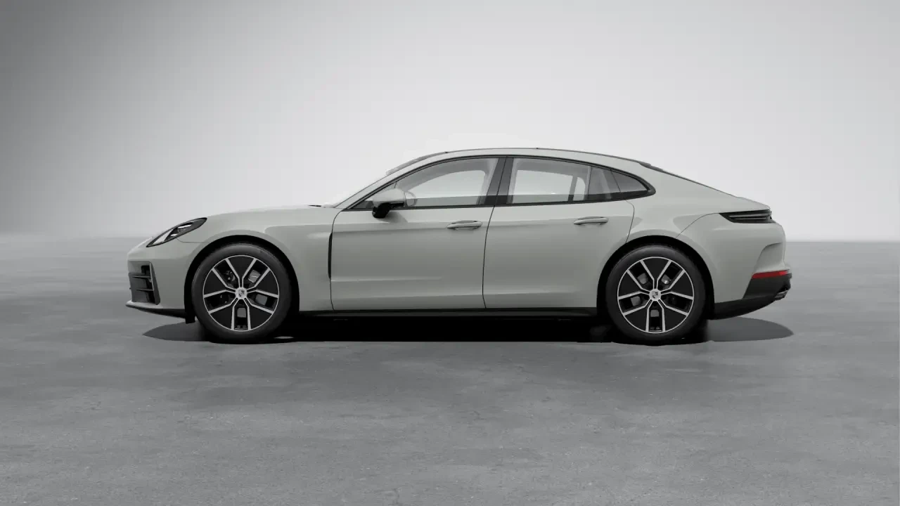 2026 Porsche 976 Panamera - Image 16 of 31