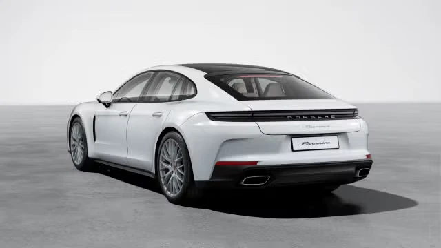2026 Porsche 976 Panamera - Image 18 of 31