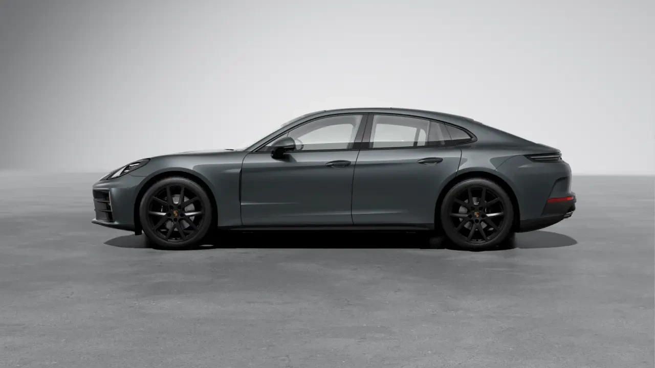 2026 Porsche Panamera - Image 16 of 30