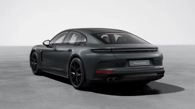 2026 Porsche Panamera - Image 18 of 30