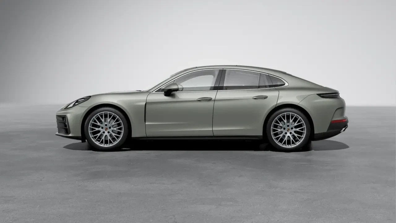 2026 Porsche 976 Panamera - Image 16 of 31