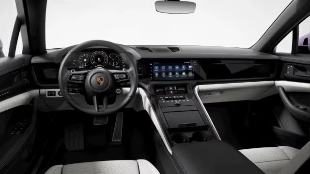 2026 Porsche Panamera - Image 26 of 30