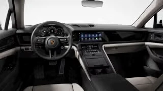 2026 Porsche Panamera - Image 25 of 30