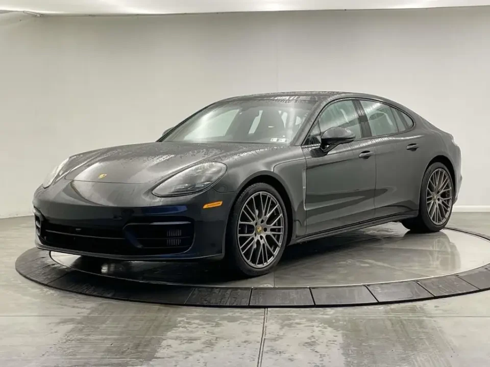 2026 Porsche Panamera - Image 14 of 14
