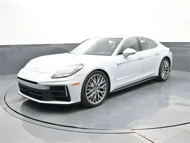 2026 Porsche Panamera - Image 10 of 14