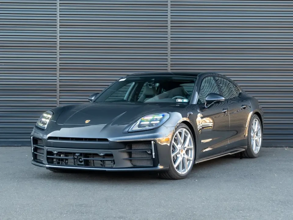 2026 Porsche 976 Panamera - Image 10 of 12