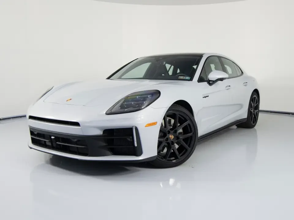 2026 Porsche 976 Panamera - Image 11 of 12