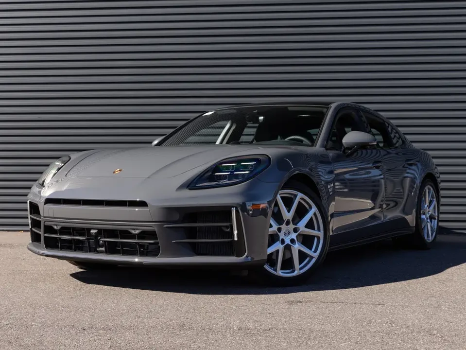 2026 Porsche 976 Panamera - Image 8 of 12