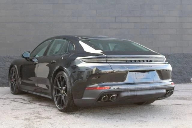 2026 Porsche 976 Panamera - Image 3 of 5