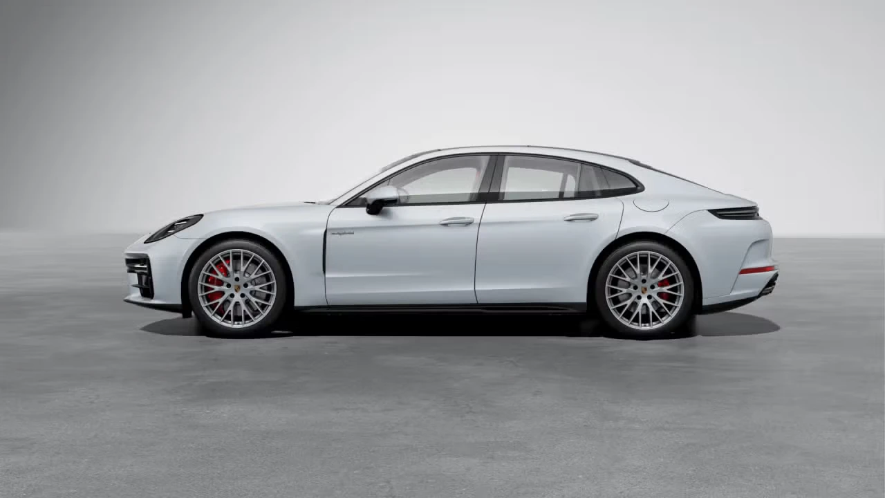2026 Porsche Panamera - Image 12 of 30