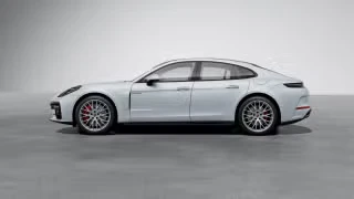 2026 Porsche Panamera - Image 9 of 30