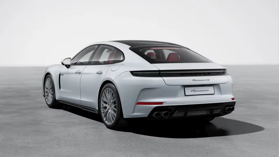 2026 Porsche Panamera - Image 19 of 30