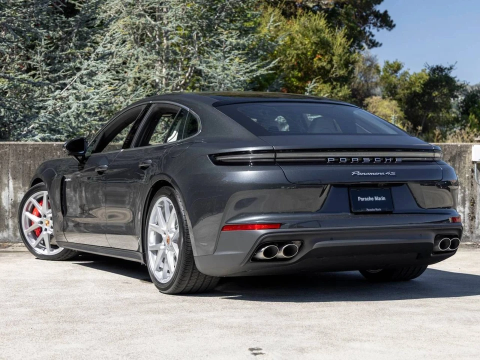 2026 Porsche Panamera - Image 3 of 5