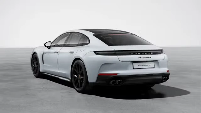2026 Porsche 976 Panamera - Image 18 of 30