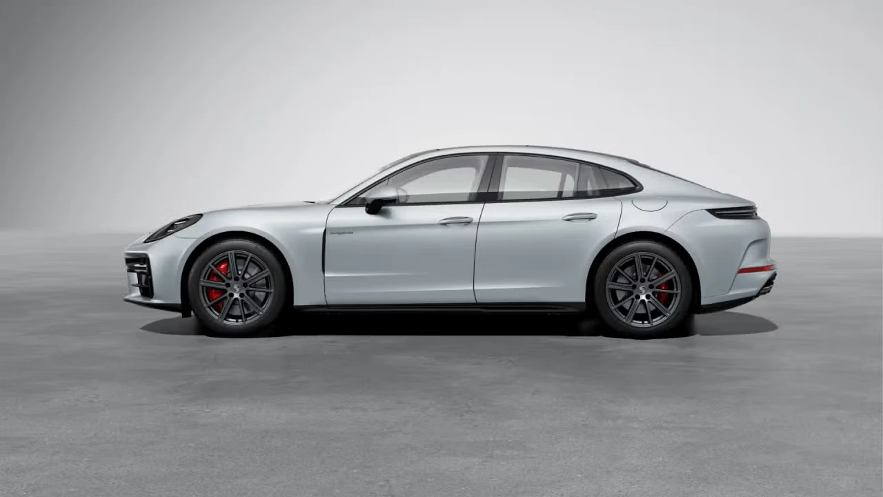 2026 Porsche 976 Panamera - Image 12 of 31