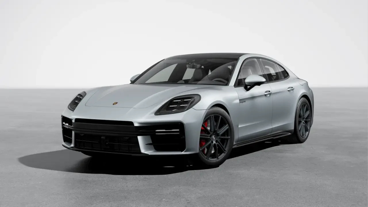 2026 Porsche 976 Panamera - Image 8 of 31