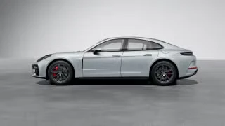2026 Porsche 976 Panamera - Image 9 of 31
