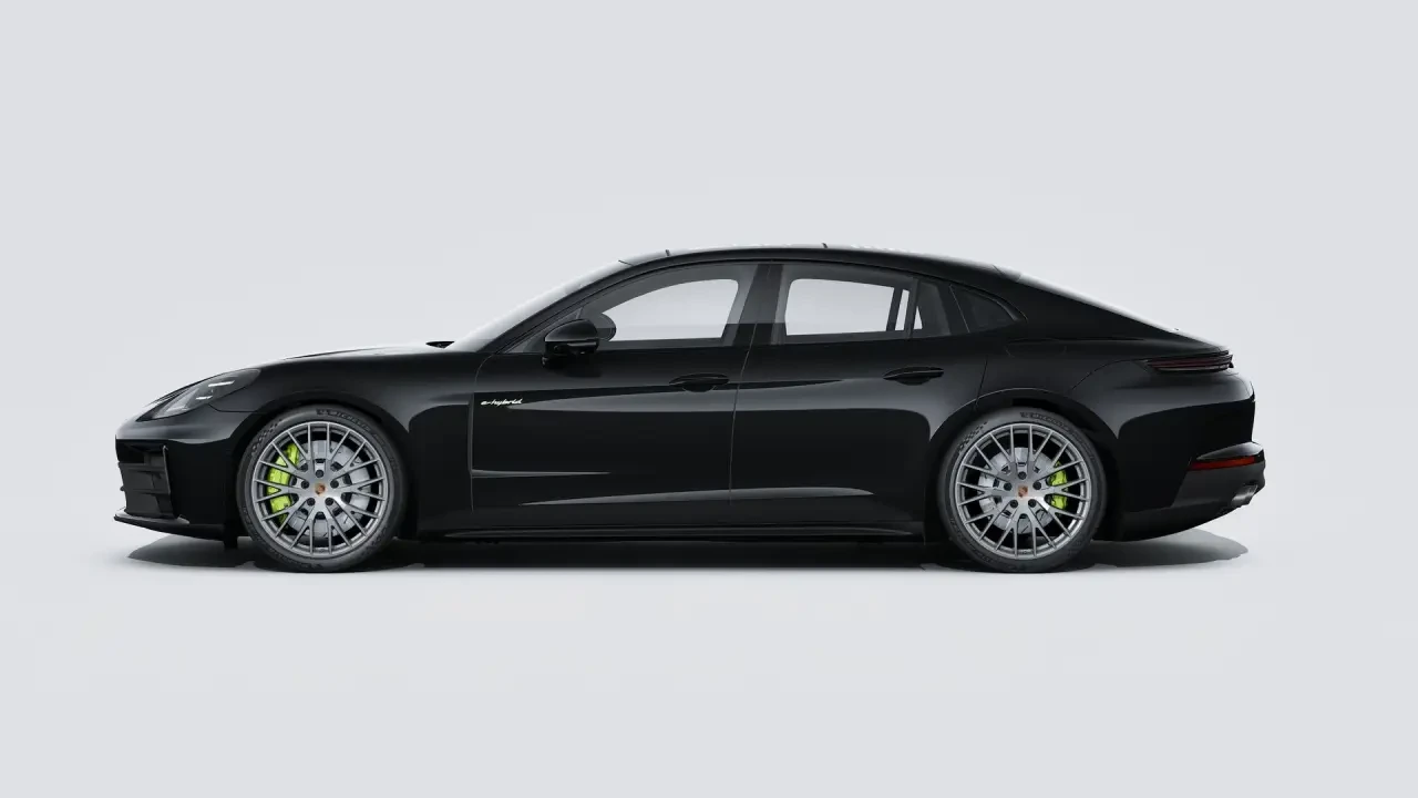 2026 Porsche 976 Panamera - Image 16 of 31