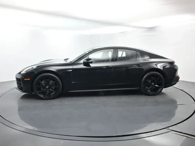 2026 Porsche 976 Panamera - Image 2 of 9