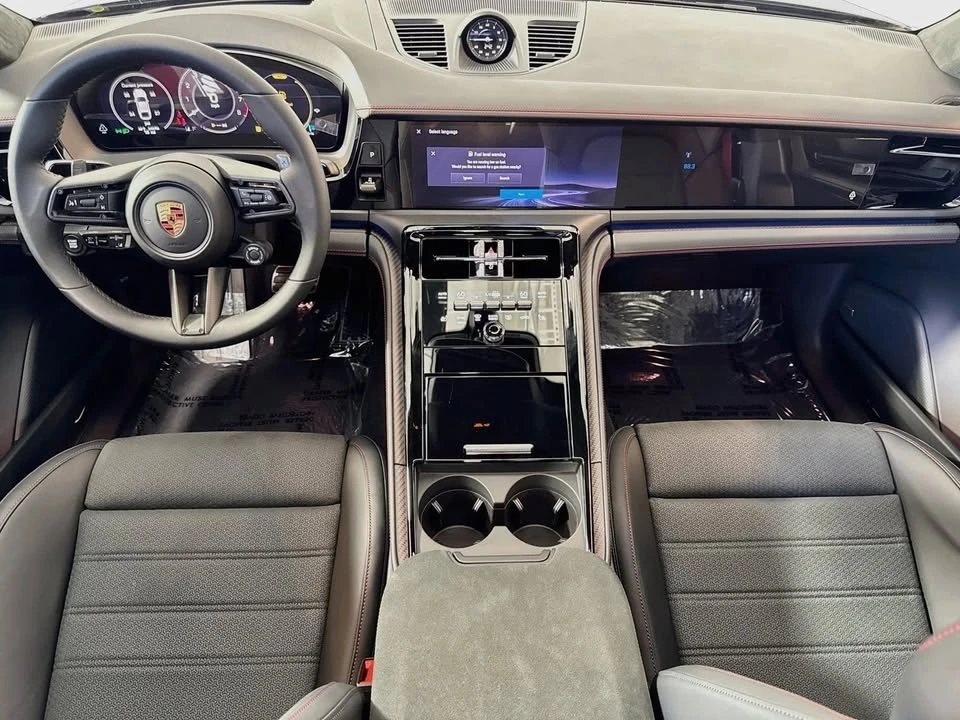 2026 Porsche 976 Panamera - Image 20 of 20