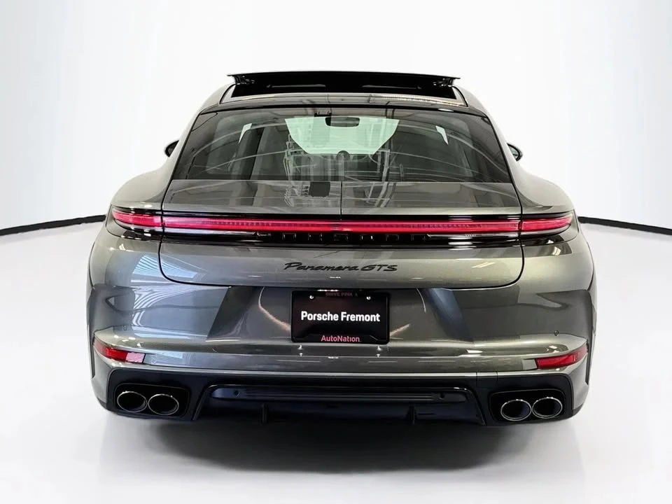 2026 Porsche 976 Panamera - Image 10 of 20