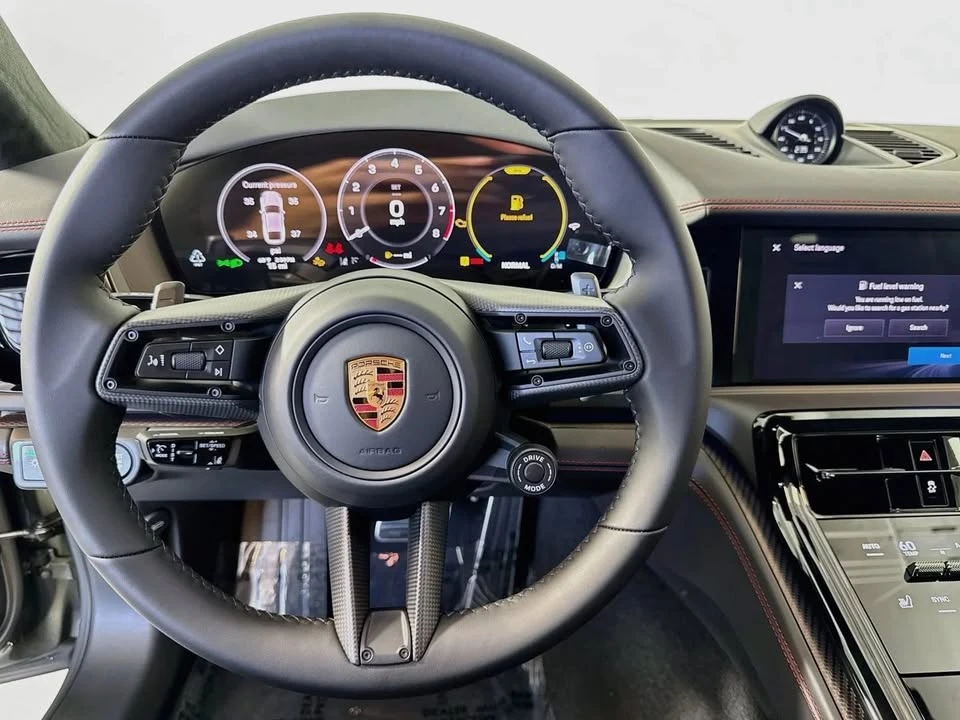 2026 Porsche 976 Panamera - Image 13 of 20