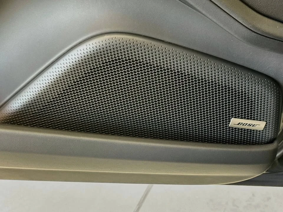 2026 Porsche 976 Panamera - Image 12 of 20