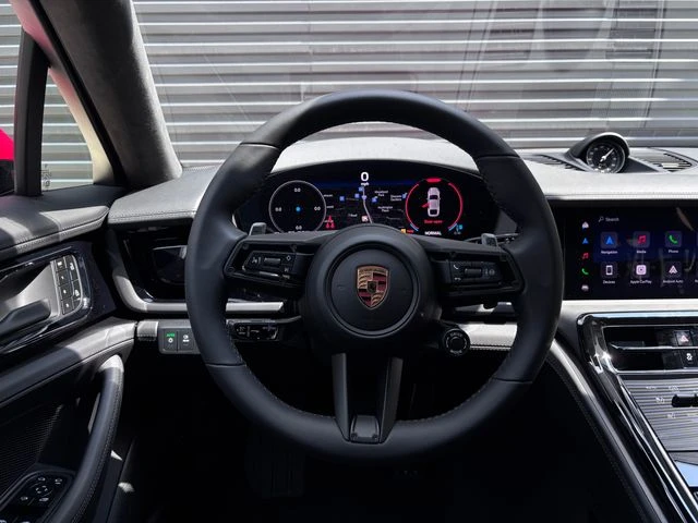 2026 Porsche Panamera - Image 14 of 31