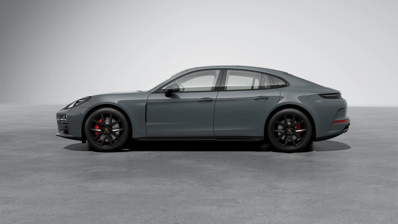 2026 Porsche 976 Panamera - Image 2 of 10
