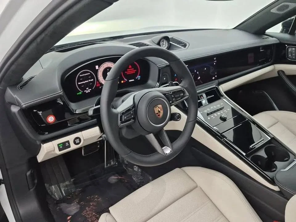2026 Porsche 976 Panamera - Image 4 of 20