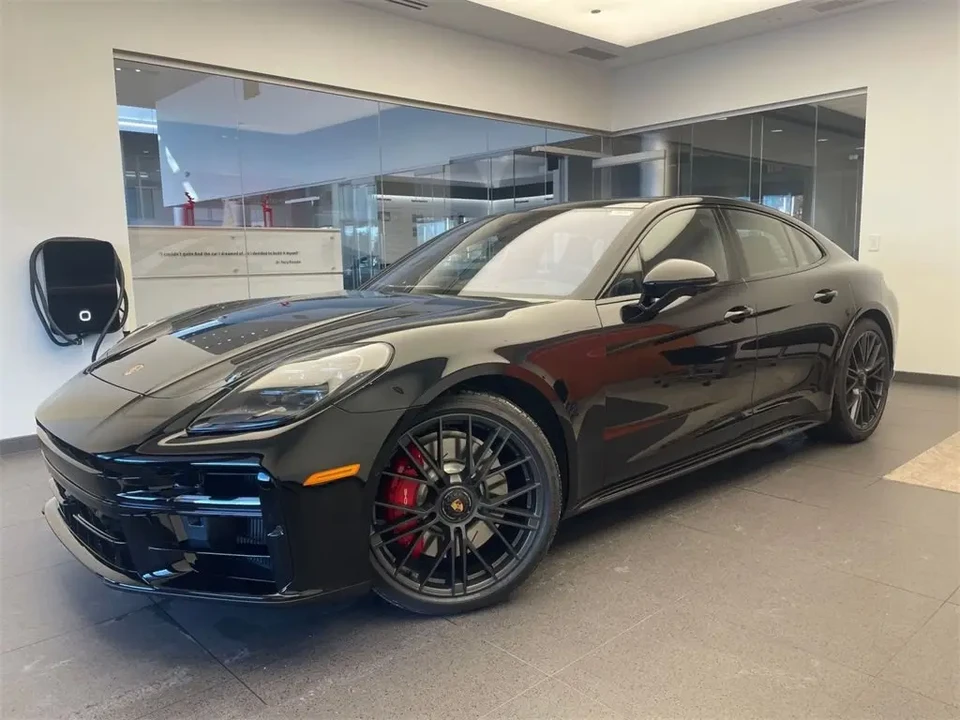 2026 Porsche 971 Panamera GTS - Image 2 of 7