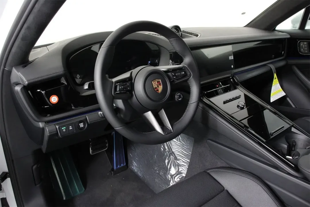 2026 Porsche 971 Panamera GTS - Image 4 of 6